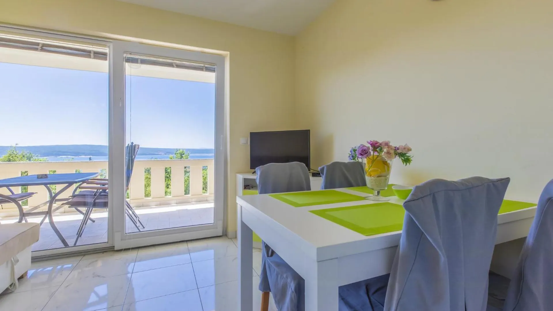 Lidija P Apartment Dramalj