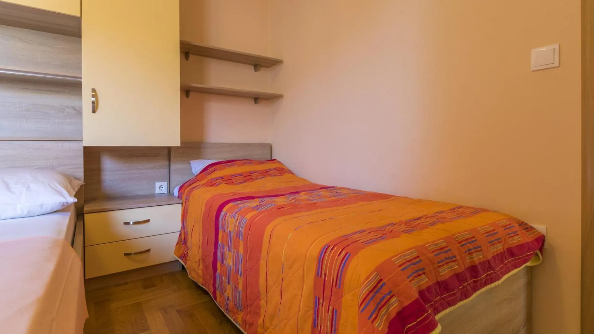 Lidija P Apartment Dramalj 0*,