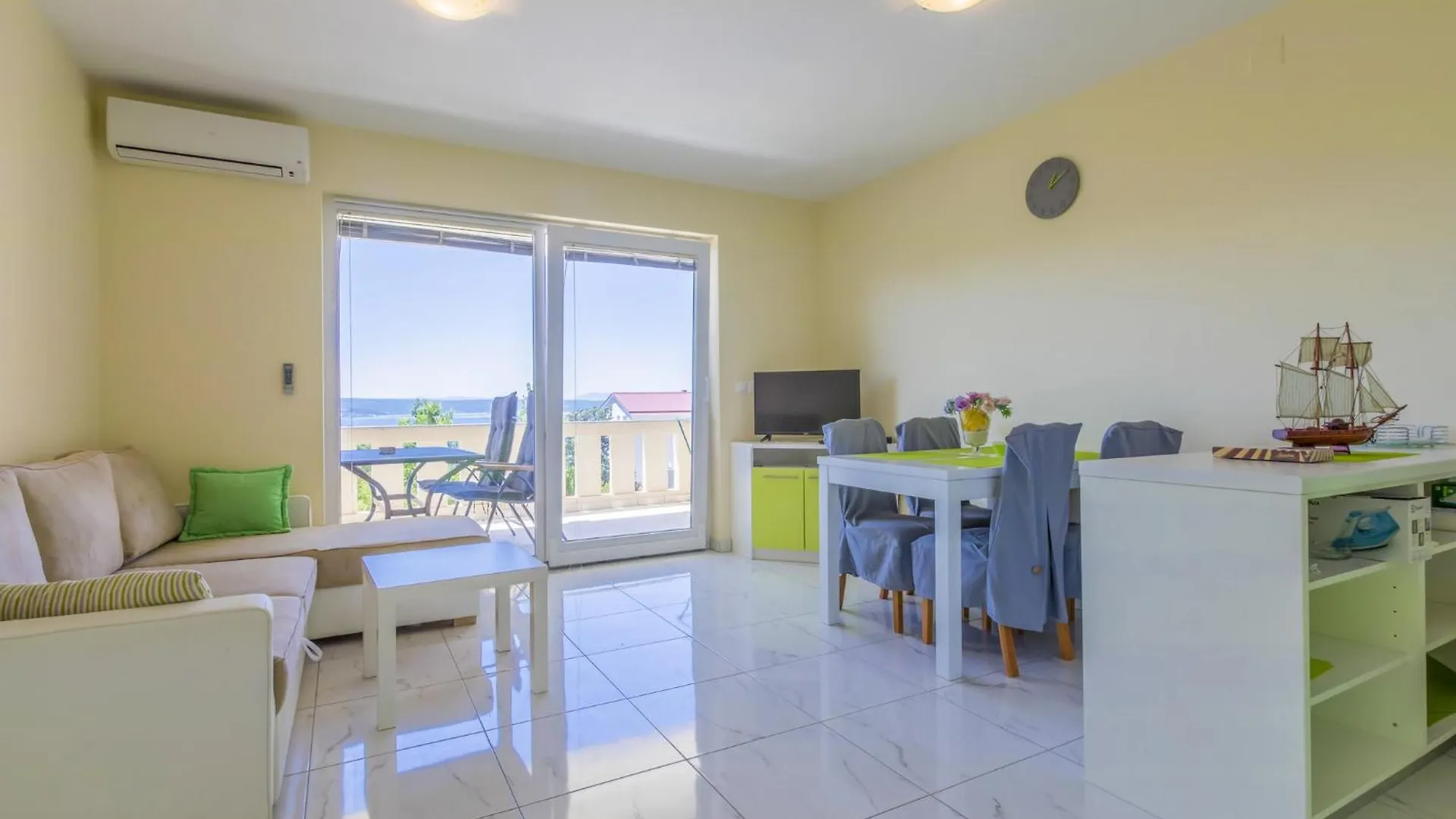 Lidija P Apartment Dramalj